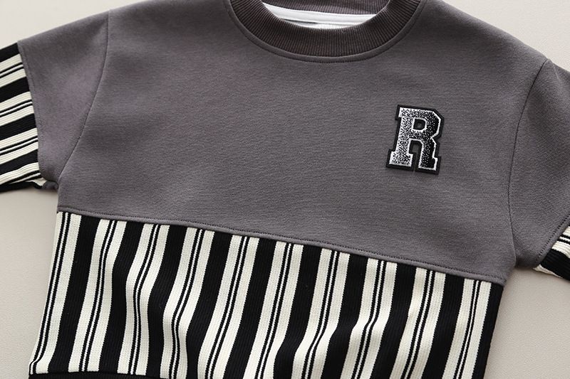 Bluza z kapturem Explosive Street i jesień 2024 Nowa odzież dziecięca Chłopięca koszulka z krótkim rękawem i krótkim rękawem Rascal Handsome_voghion.com