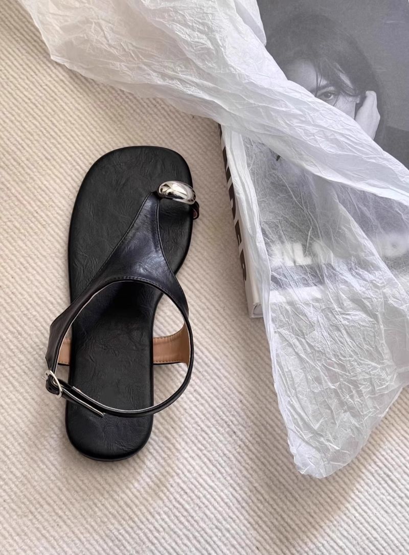 Sandales plates à bride unique pour femmes, nouvelle collection été 2025, en cuir souple, à bout ouvert_voghion.com