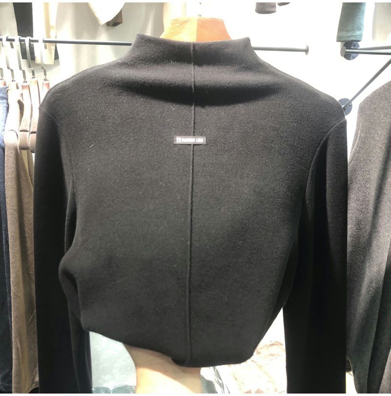 Thermal Self-Heating Base Layer Top For Women – Semi-High Neck Stretchable Fleece Lining (M-3XL, Black/Beige/Brown/Gray)_voghion.com