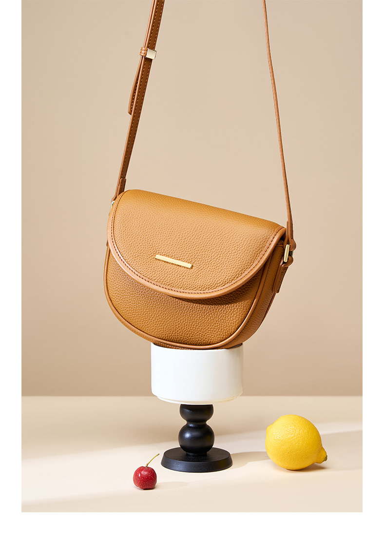 Shoulder Bag 2023 Top Quality New Top Layer Cowhide Light Casual Mini Bag Summer All-match Messenger Bag High-end Women's Bag_voghion.com