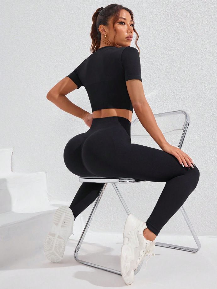 DFYNE Short de sport décontracté côtelé alternatif à manches courtes pour femme_voghion.com
