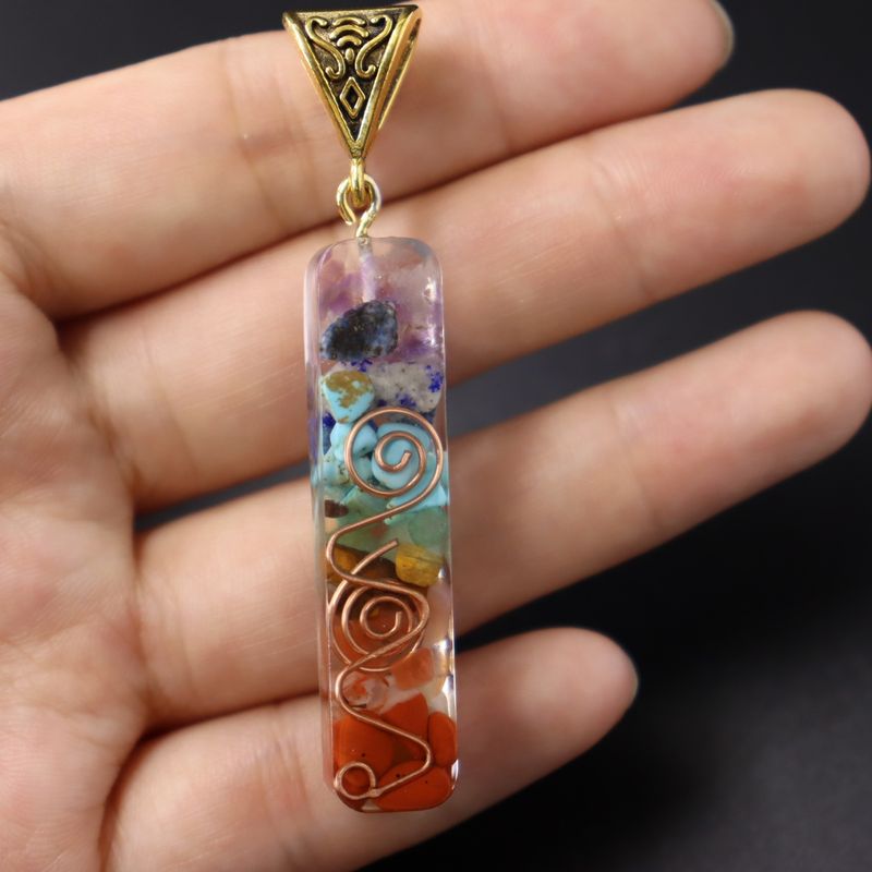 Collana con ciondolo in pietra curativa dei 7 chakra - Gioiello energetico in cristallo naturale per yoga e meditazione con catena regolabile da 45 cm, regalo spirituale perfetto._voghion.com