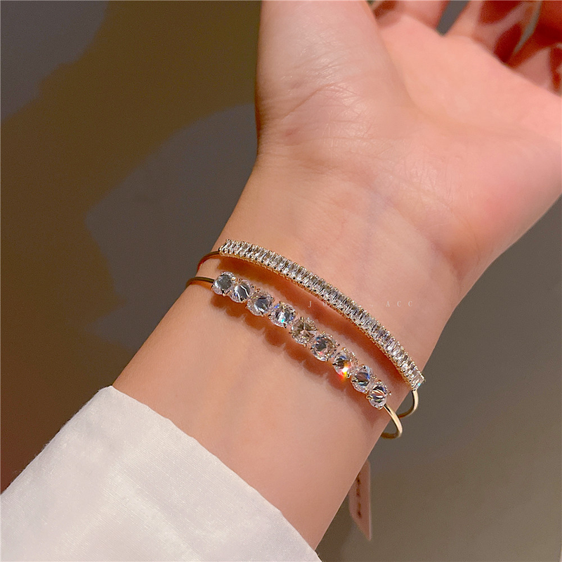 Galvanisiertes 14K Goldarmband Zarte, einfache, süße JOJOACC leichtes, luxuriöses, vielseitiges Schmuckarmband J259_voghion.com