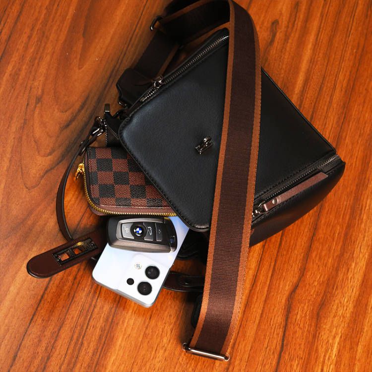 High quality minimalist crossbody for women, versatile 2024 new spring and summer niche French internet famous single_voghion.com