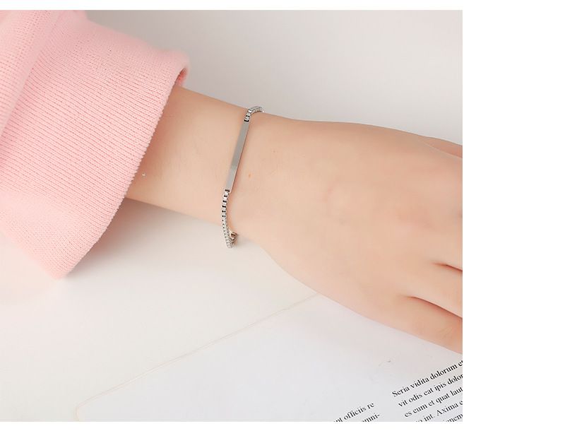 Hot Selg Titanium Steel Non Fading Jewelry, High-end And Niche, Suitable For Engraving Characters, Couple's Hand_voghion.com