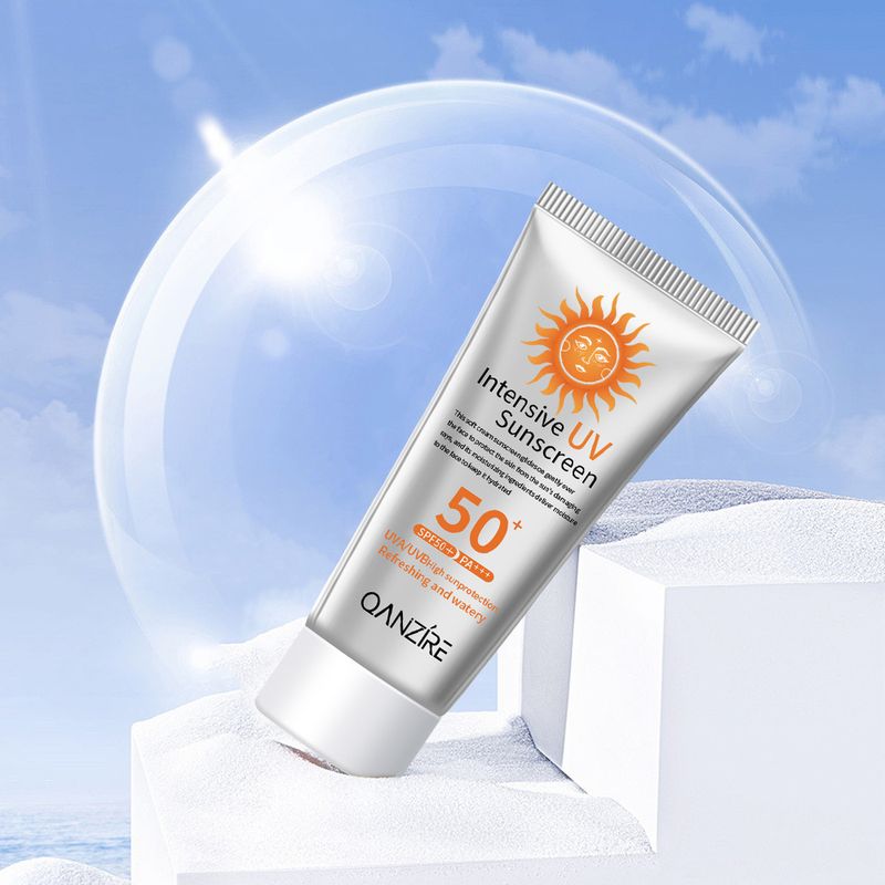 Täysin englanninkielinen SPF50+ tehokas aurinkovoide ultravioletti- ja hikoilua vastaan sotilaskoulutuksessa_voghion.com