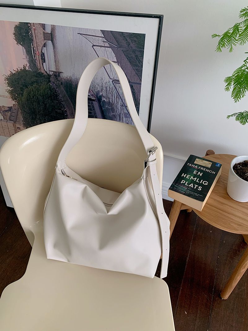 Taschen, Pendler, Freizeit, modische und minimalistische Sommer-Umhängetasche für Mädchen mit großem Fassungsvermögen für berufstätige Frauen 2024_voghion.com