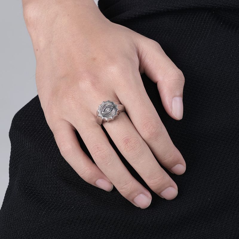 Anello da uomo in acciaio inossidabile con occhio in stile retrò, anello di nicchia neutro freddo in acciaio al titanio con occhio a lacrima_voghion.com
