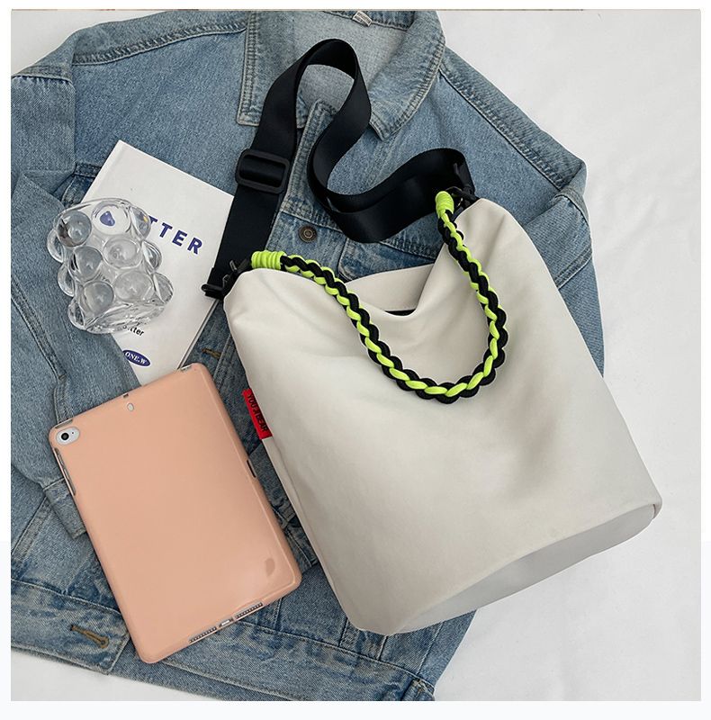 2023 Canvas Bucket Bag Geweven Ontwerp Dames Handtas Grote Capaciteit Schouder Crossbody Voor Vrouwen Casual Reizen Winkelen_voghion.com