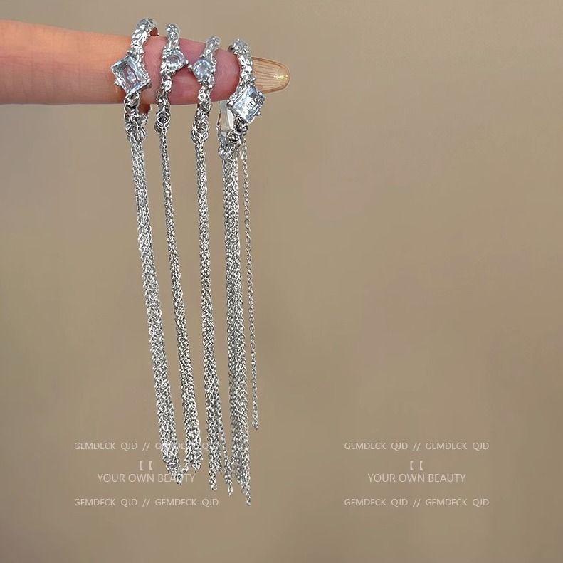 Orecchini a clip non forati con nappa lunga di lusso, design con strass di alta qualità, stile esagerato, nuovo modello_voghion.com