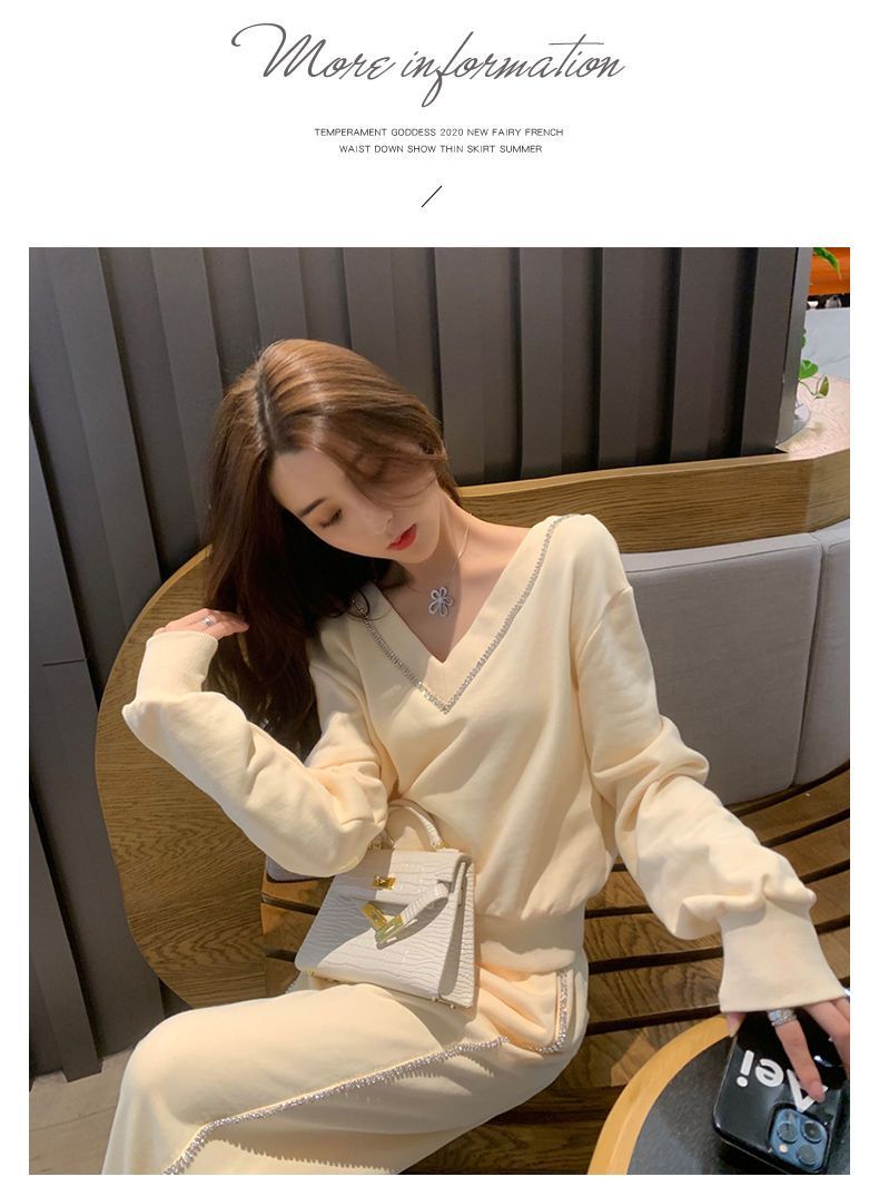 2024 Spring And Autumn New Women's Casual Sports V-Neck Slim Fit Sweatshirt Wide-Leg Pants Two-Piece Set Ins Trend_voghion.com