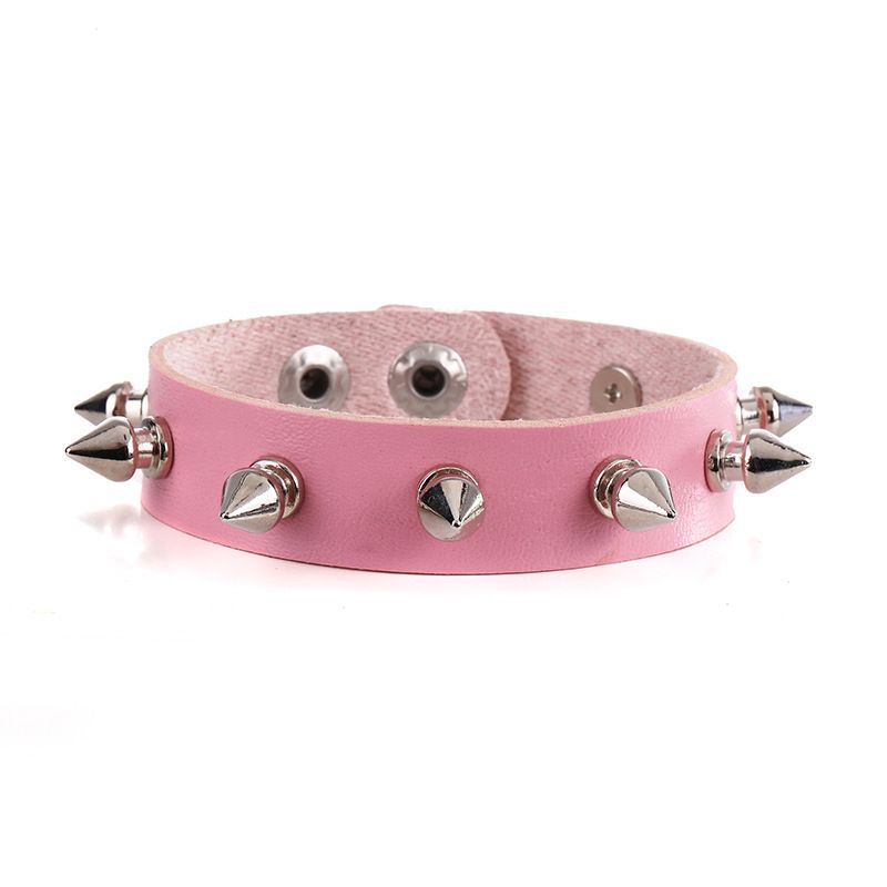 Nuovo braccialetto in pelle con borchie alla moda, stile punk rock_voghion.com
