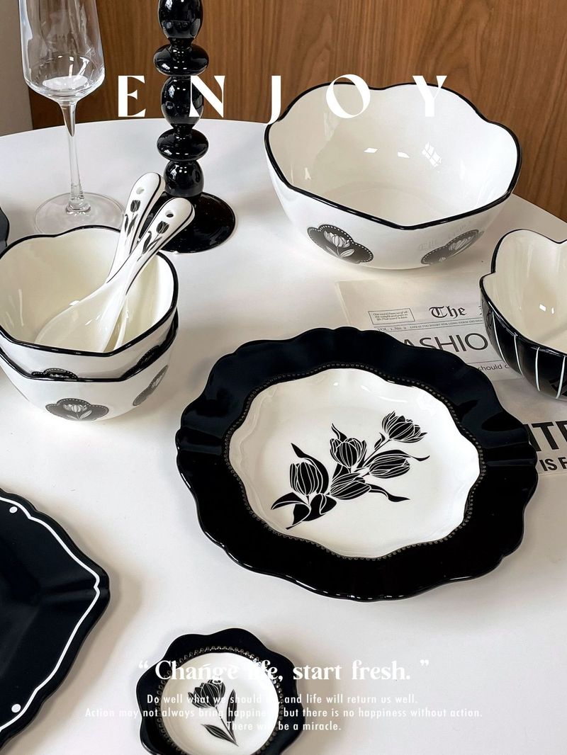 Vintage Tulip Ceramic Dinnerware Set – Hand-Painted Plates, Bowls & Cups | Floral Tableware For Modern Rustic Dining_voghion.com