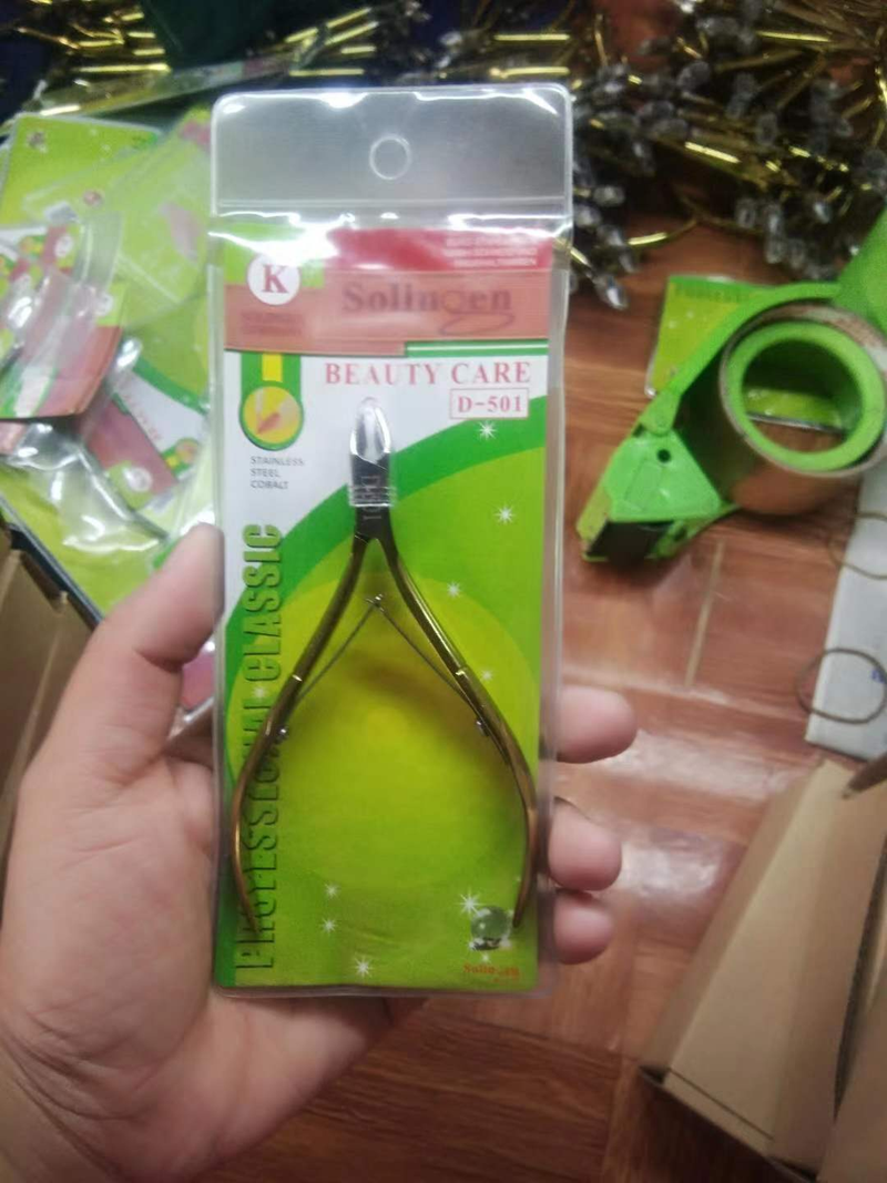 Cortapelos D501 chapado en oro en stock al por mayor, cuchillo de reparación de pies, cortador de piel muerta de acero inoxidable de doble tenedor,_voghion.com