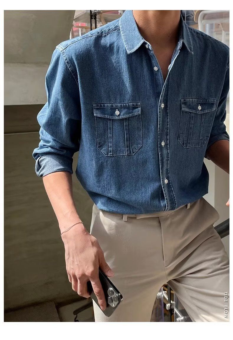 Herrenbekleidung, gewaschenes, abgenutztes Denim-Arbeitshemd mit langen Ärmeln_voghion.com