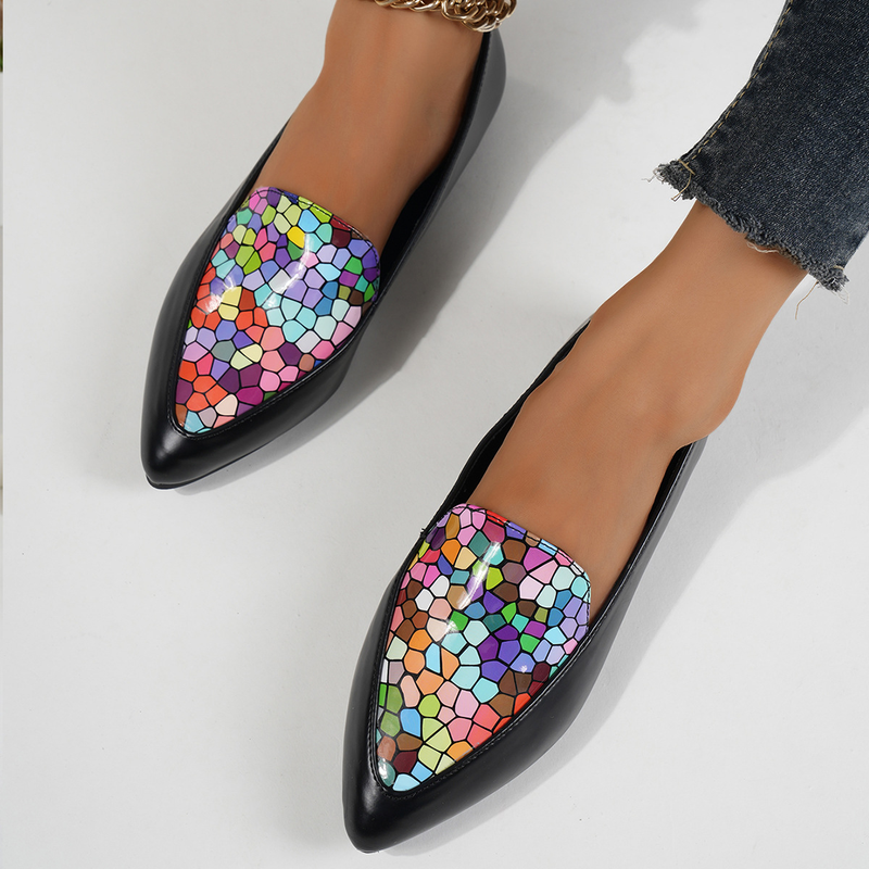 Scarpe da donna scarpe in morbida pelle per le donne autunno 2022 nuovo stile semplice abbinamento di colori comodi mocassini pigri con una gamba sola con punta a punta e fondo piatto_voghion.com