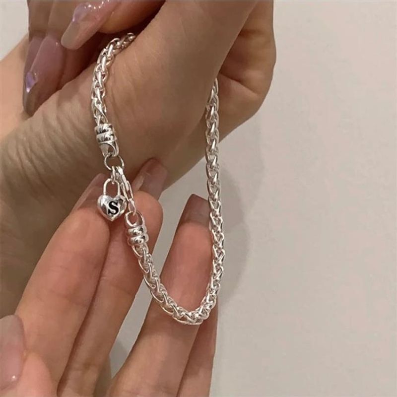 Sterg Sier Ins Design S betű nehéz textúrájú négyzet alakú márka vastag szerelem barátnők karkötő női trend_voghion.com