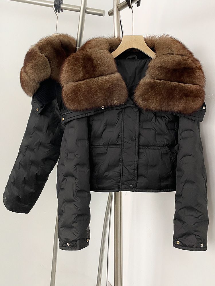 Stylische kurze Daunenjacke für Damen mit luxuriösem Fuchspelzkragen, geometrischem Musterdesign, 90 % weißen Entendaunen, warmer Wintermantel_voghion.com