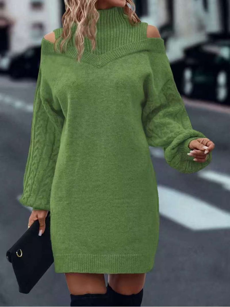 Oversize-Pulloverkleid aus grobem Strick – Halbrollkragenkleid mit Schulterdetail und langen Ärmeln_voghion.com