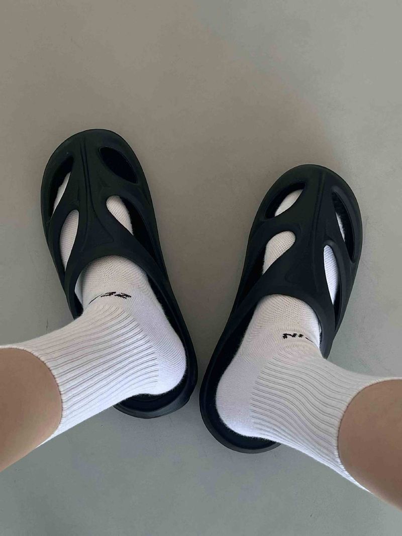 Outdoor All Match Casual Slippers, Light And Soft Arch Slippers, Daily Casual Non Slip Eva Hole Shoes, Beach Shoes And Sandals_voghion.com