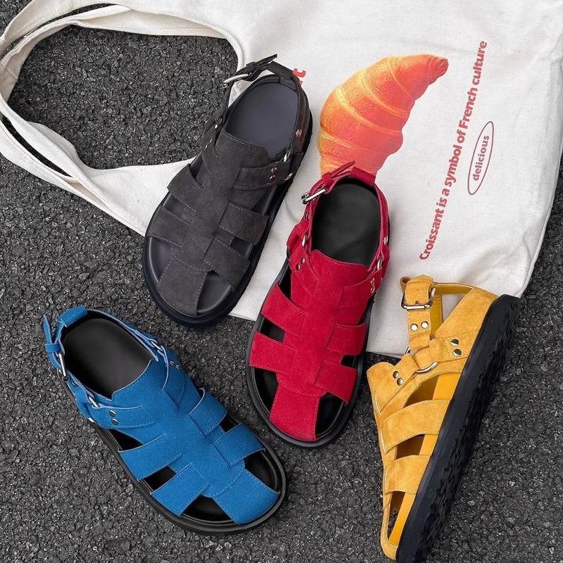 2025 Summer New Cowhide Closed-Toe Roman Women, Casual Versatile Studded Fashion Sandals For Beach_voghion.com