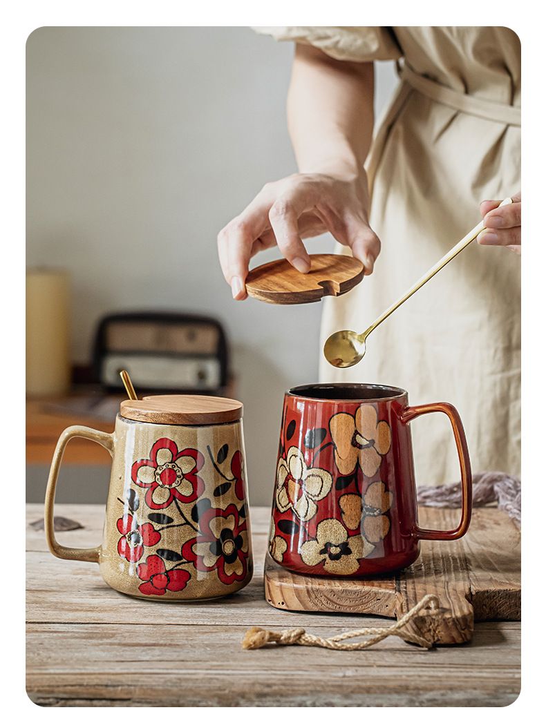 Time Sigh Tapered Ceramic Mug – 700ml Chinese-Inspired Cup (Khaki/Red, With Lid & Spoon, Gift Box Option)_voghion.com