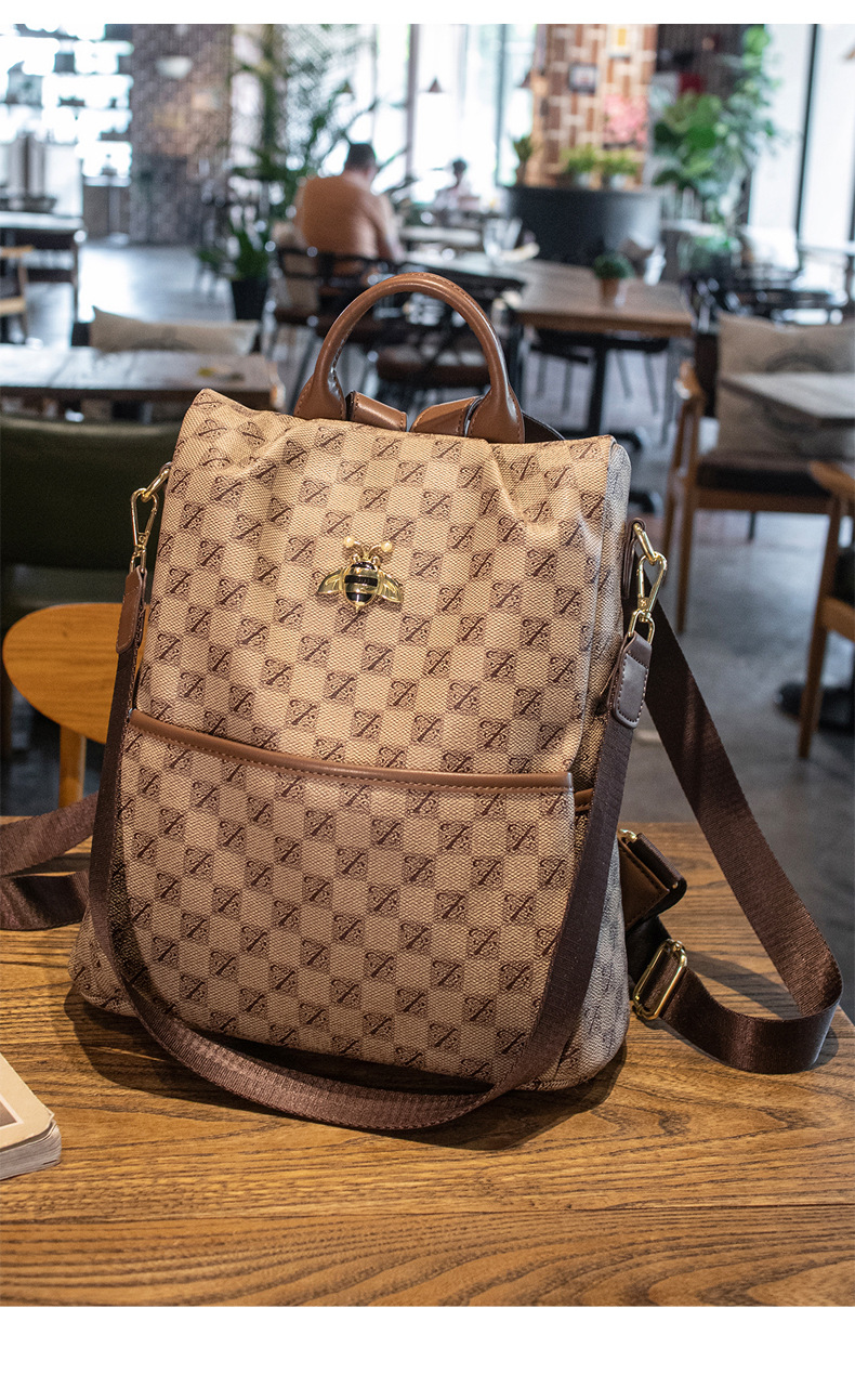 2023 nova venda quente mochila feminina super quente grande capacidade anti roubo mochila versátil bolsa de viagem moda bolsa de ombro_voghion.com