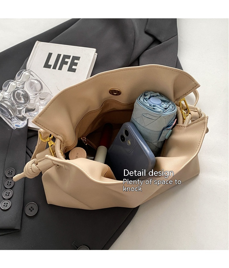 2023 Nuova vendita calda di nicchia Design High-end Borsa a secchiello Borsa da donna di grande capacità Borsa a tracolla semplice urbana_voghion.com