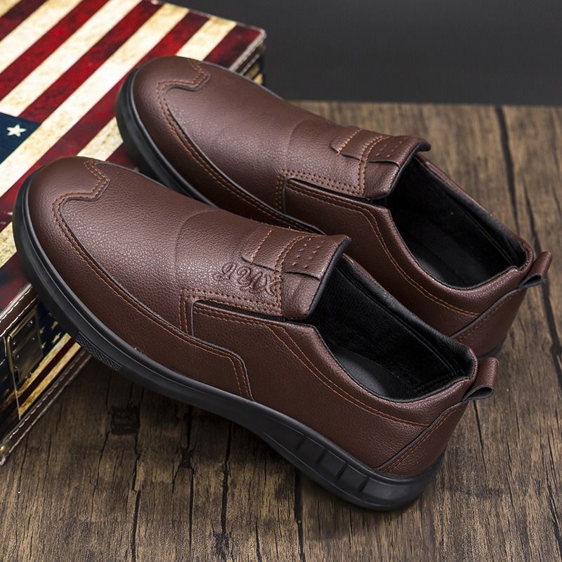 New Leather Men's Black Casual Slip-On Lazy Soft Sole Driving Work Fashion Comfortable Dad Shoes_voghion.com