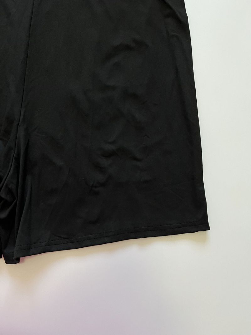 Tweedelige Illusion U-hals afslankende modieuze tanktop met aansluitende shorts, effen kleur, open rug, uitgeholde strakke romper voor dames_voghion.com