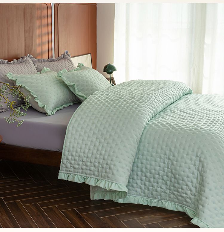 Premium Ruffled Quilted Bedspread Set - 3 Piece Multi-Functional Summer Weight Bedding With Machine Washable Cover_voghion.com