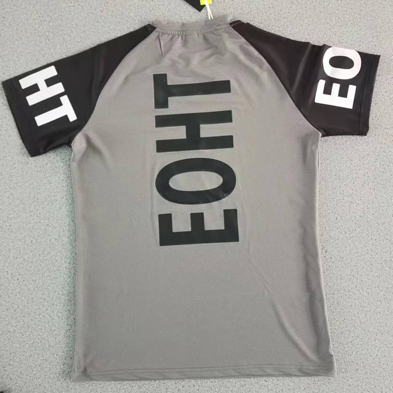 2023 Spring/Summer New Men's Sports Leisure Running Gym Exercise Slim Fit Elastic Quick Dry Ice Short Sleeve T-shirt_voghion.com