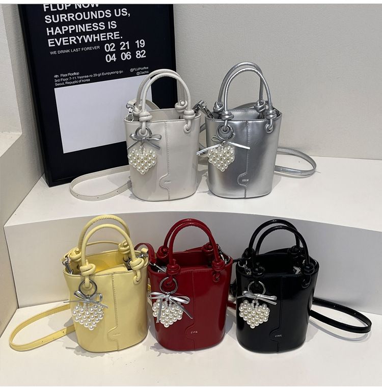 Women's Bucket Bag Stylish Silver Spice Single Shoulder Crossbody Bag With Retro Texture Carrying Bucket Bag_voghion.com