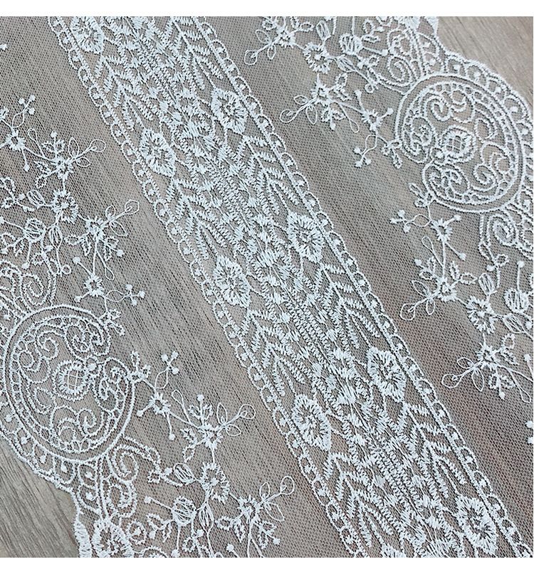 Lace Table Runner Set - Elegant Dust Cover For Coffee Table TV Stand Dresser & Shoe Cabinet 3-Piece Decorative Linen Fabric With Tassel Trim_voghion.com