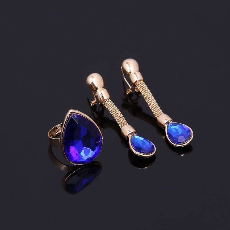 New necklace, earring, jewelry set, gold-plated bridal accessory four piece set_voghion.com