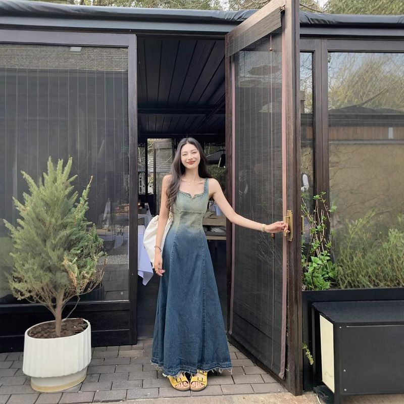 Spring And Summer Korean Gradient Denim Tank Top Dress With Tassel Temperament, Willow Nail A-Line Skirt, Long Skirt_voghion.com