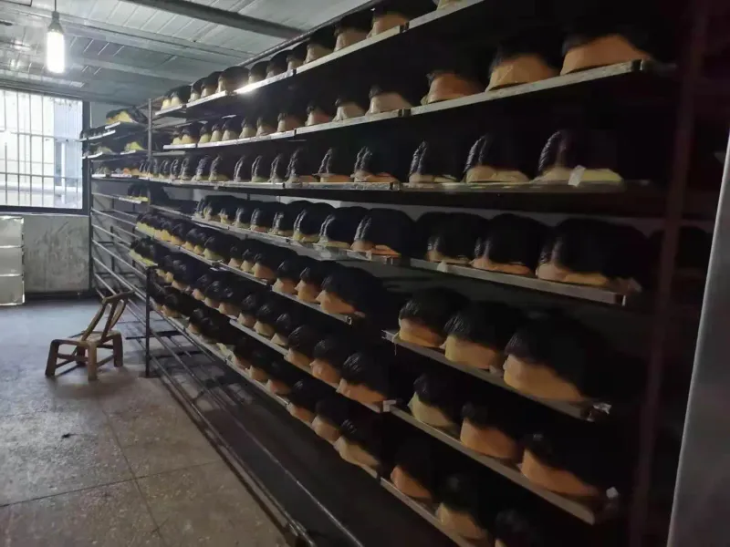 Curly Pixie Lace Human Hair Wig Water Wave Short Bob Wig for Women 13X1 Transparent Lace Cheap Ombre Burgundy_voghion.com