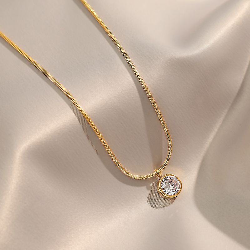2024 New Simple Design Shiny Zircon Pendant Stainless Steel Gold Colour Necklace Girls' Collar Chain Fashion Jewelry For_voghion.com