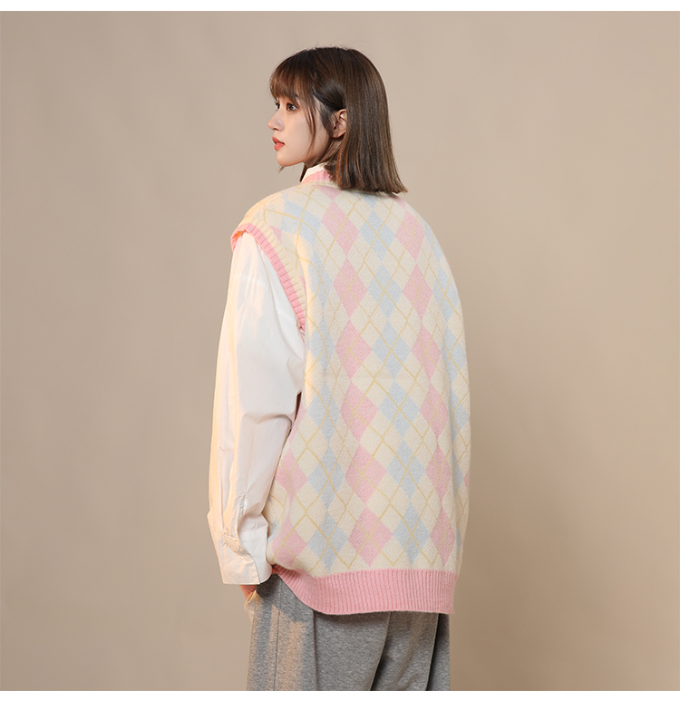 Autumn/Winter Academy Style V-Neck Diamond Knitted Vest Women's Kam Shoulder Layered Sweater with Embroidered Top A04_voghion.com