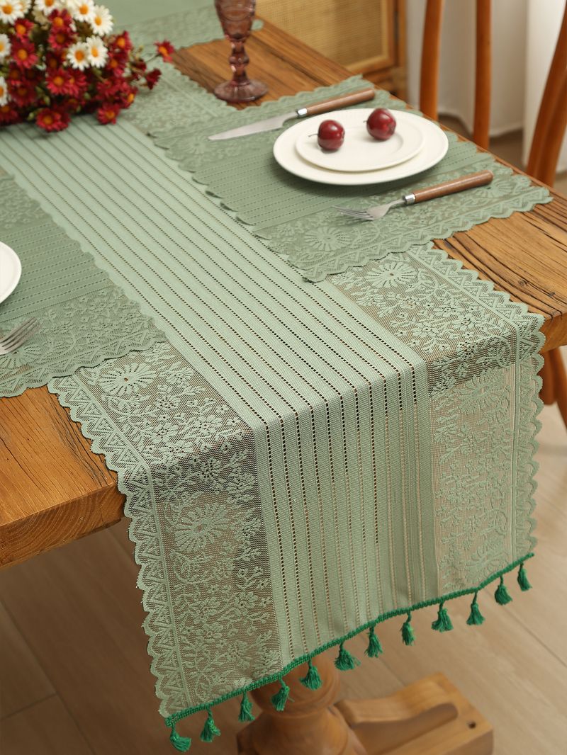 Camino de mesa floral verde - Estilo rústico de granja con borlas para mesas de comedor y de centro (150 x 40 cm, algodón lavable, para uso interior y exterior)_voghion.com
