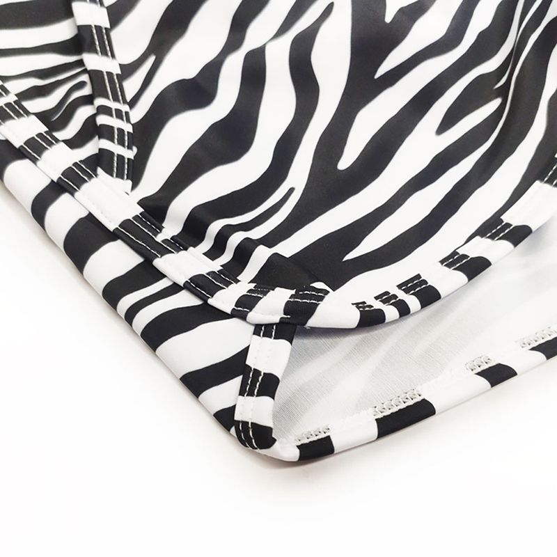 UXH Men's Zebra Stripe Sports Boxer Swim Trunks With Double Side Pockets, Quick-Dry Beach Shorts_voghion.com