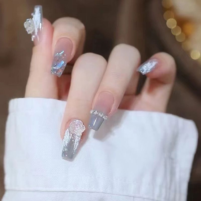 Handgemachte mittellange bis lange, eisdurchdringende Kamelienkettenpflaster, abnehmbare Nagelprodukte_voghion.com