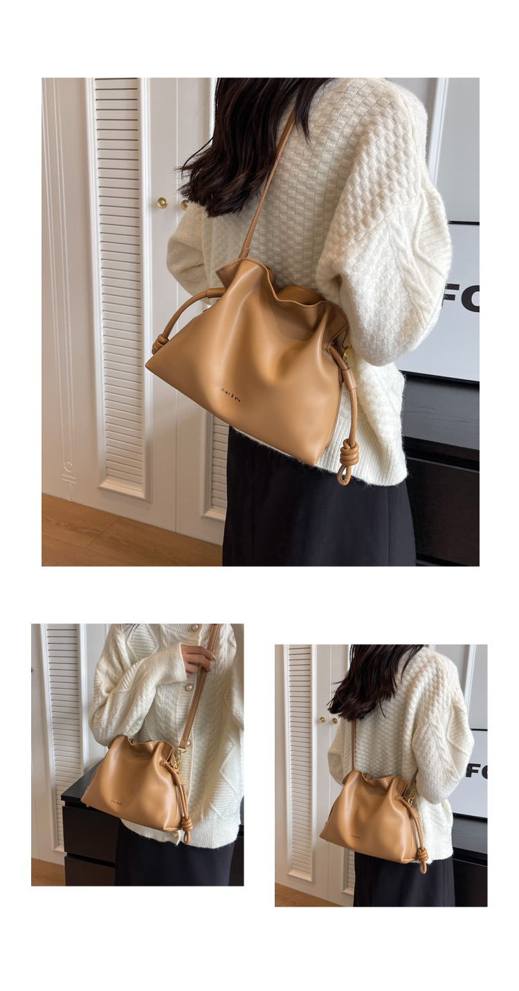 2023 New Hot Selling Premium Feel Bucket Bag Women's Large Capacity Commuter Bag Drawstring Shoulder Bag Underarm Bag_voghion.com