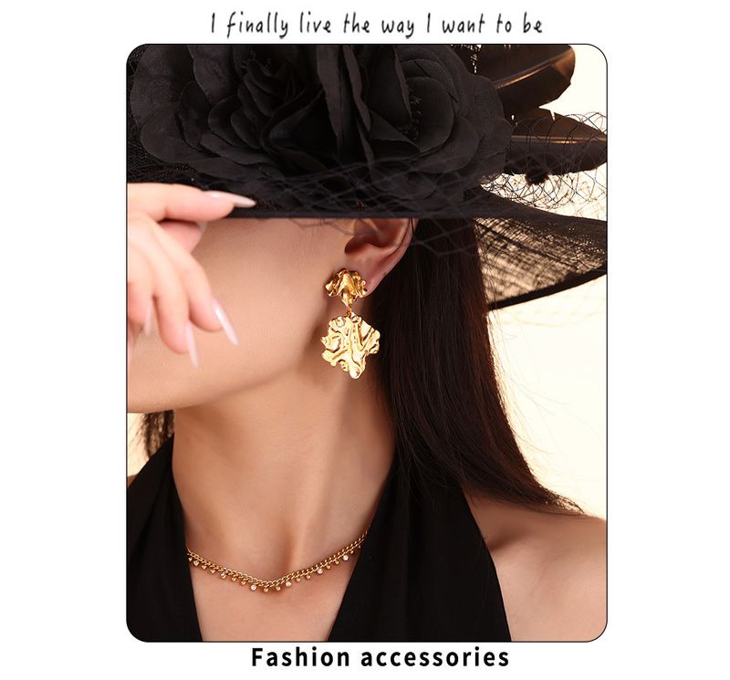 Personalized And Trendy Earrings With Hammer Patterns, Pleated Leaves, Exaggerated Earrings, Stainless Steel PVD Electroplated Headwear_voghion.com