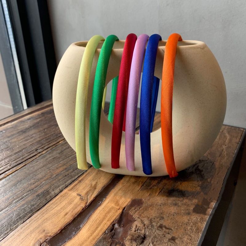 Koreanisches, dünnes, farbenfrohes Haarband aus Satin im angesagten Jelly-Look – vielseitig und im Internet-Promi-Stil._voghion.com