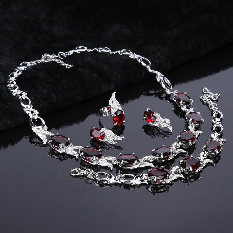 Set di gioielli per collana alla moda in cristallo rosso da sposa. Accessori per orecchini da sposa con perline africane da donna_voghion.com