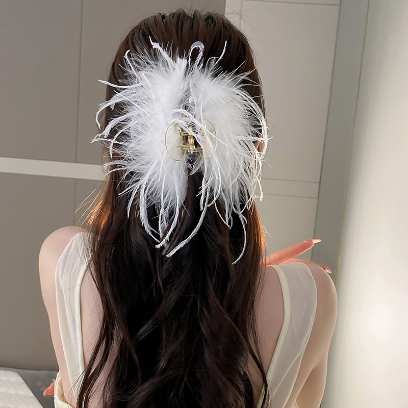 Otoño e Invierno Pinza para el Cabello de Avestruz Súper Inmortal Diseño Único Alto Sentido Estilo Instagram Clip de Agarre Pan Hair Shark Clip Accesorios para el Cabello de Mujer_voghion.com