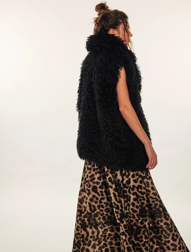 Women’s Faux Fur Vest – Trendy Winter & Autumn Layering Staple (Olive/Black/Apricot, S-XL)_voghion.com