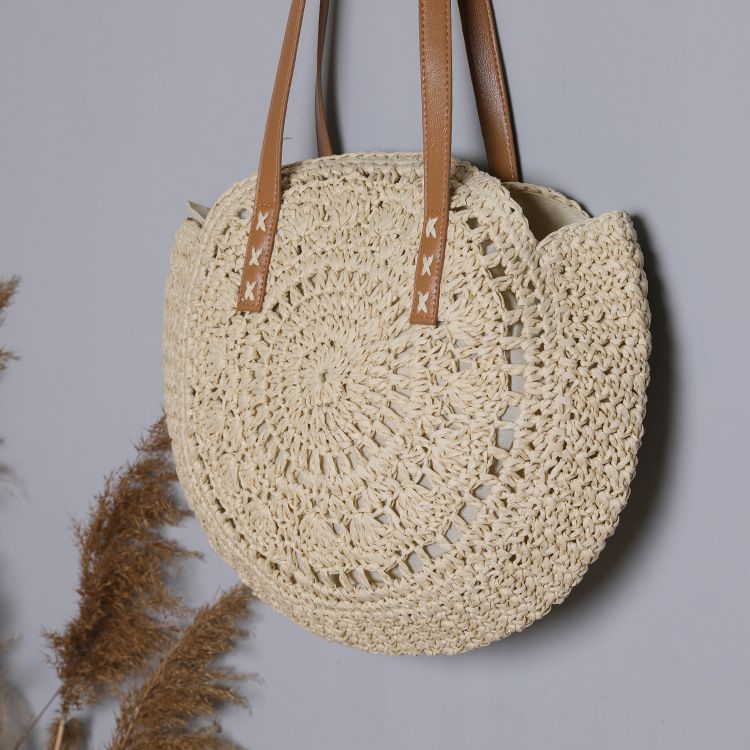 2024 New Fashion Straw Woven Single Shoulder Women's Beach Vacation Large Capacity Tote Bag_voghion.com