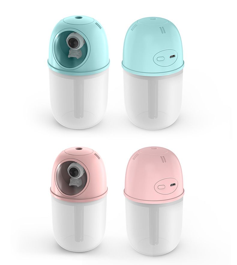 Astronaut-Themed Mini Humidifier - USB For Desk & Bedroom_voghion.com